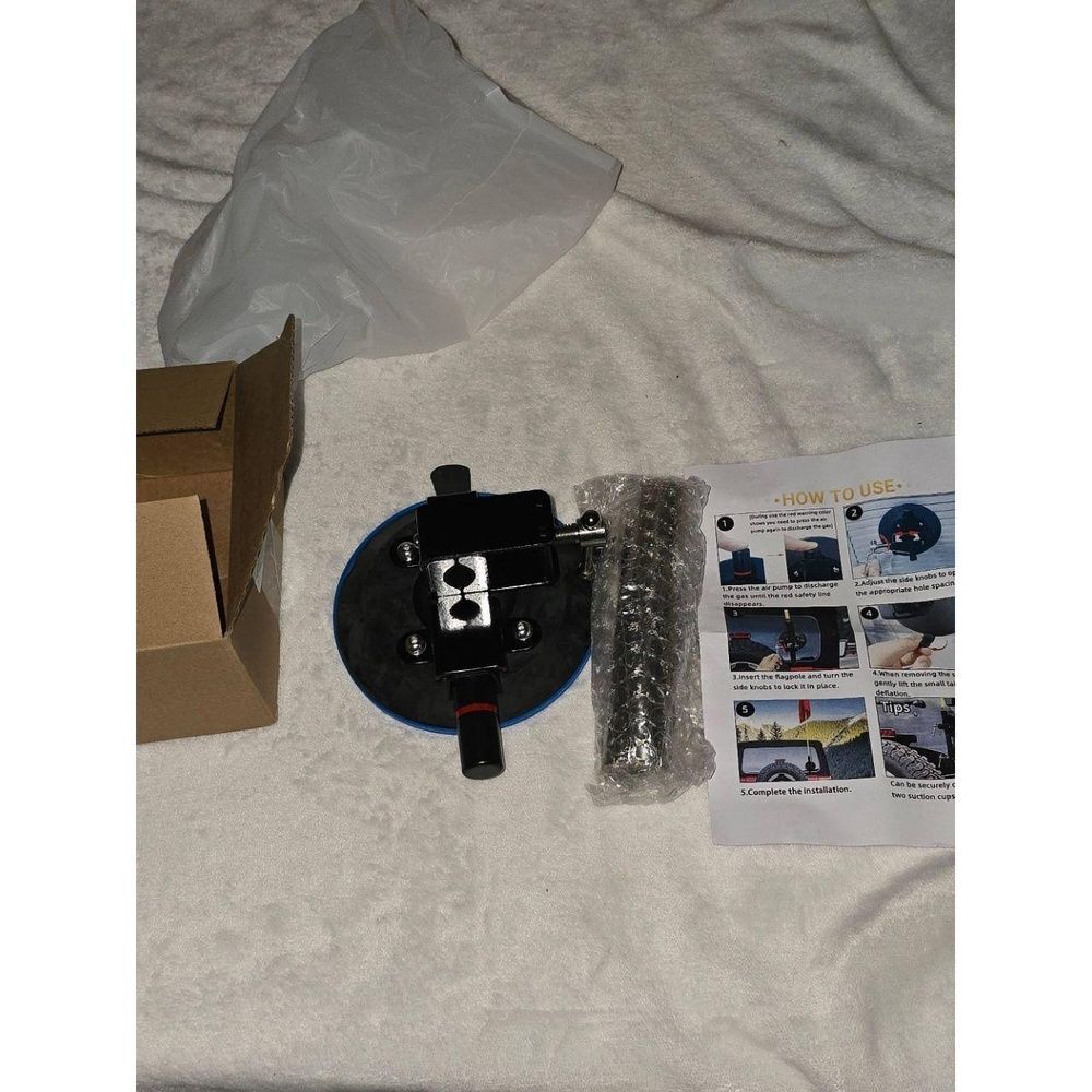 NEW Automotive Suction Cup Flagpole Mount Adjustable Quick Release Heavy Duty